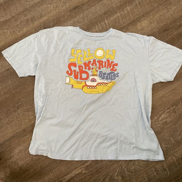 The Beatles T-shirt Yellow Submarine Short Sleeve Crew Neck Men’s Size XL Blue - Picture 1 of 6